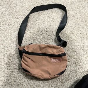 Lululemon Clean Lines Belt Bag
